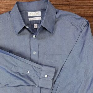 Roundtree & Yorke Gold Lable Blue Fitted Non-Iron Oxford Dress Shirt. 16/33